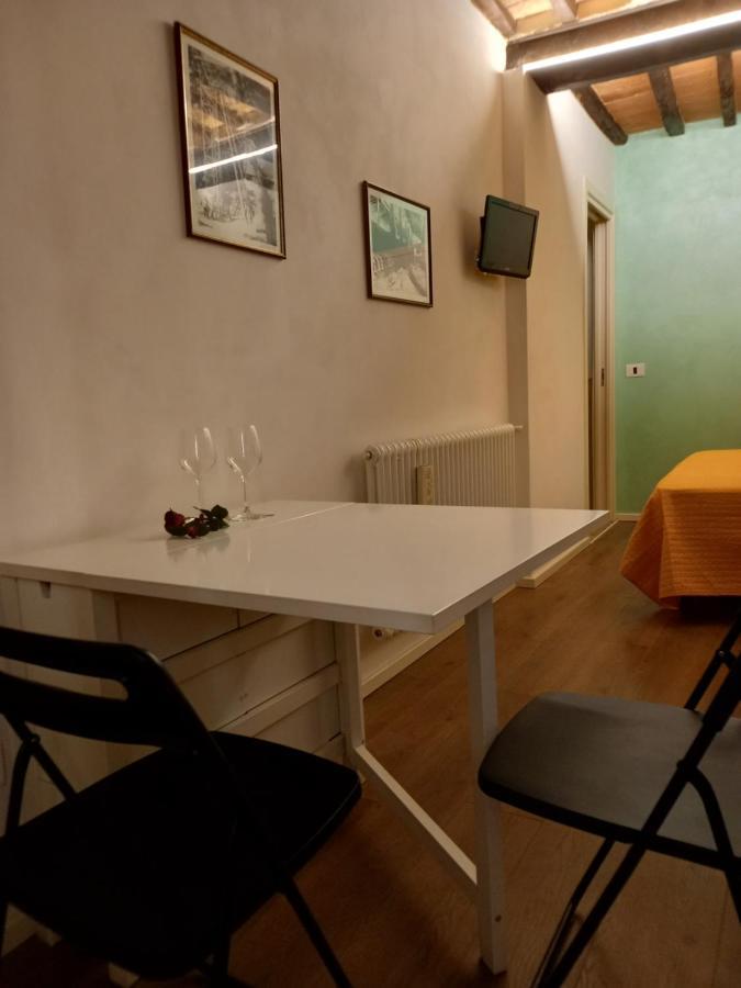 La Locanda Dei Conti, Piccolo E Confortevole Loft Siena Exterior foto