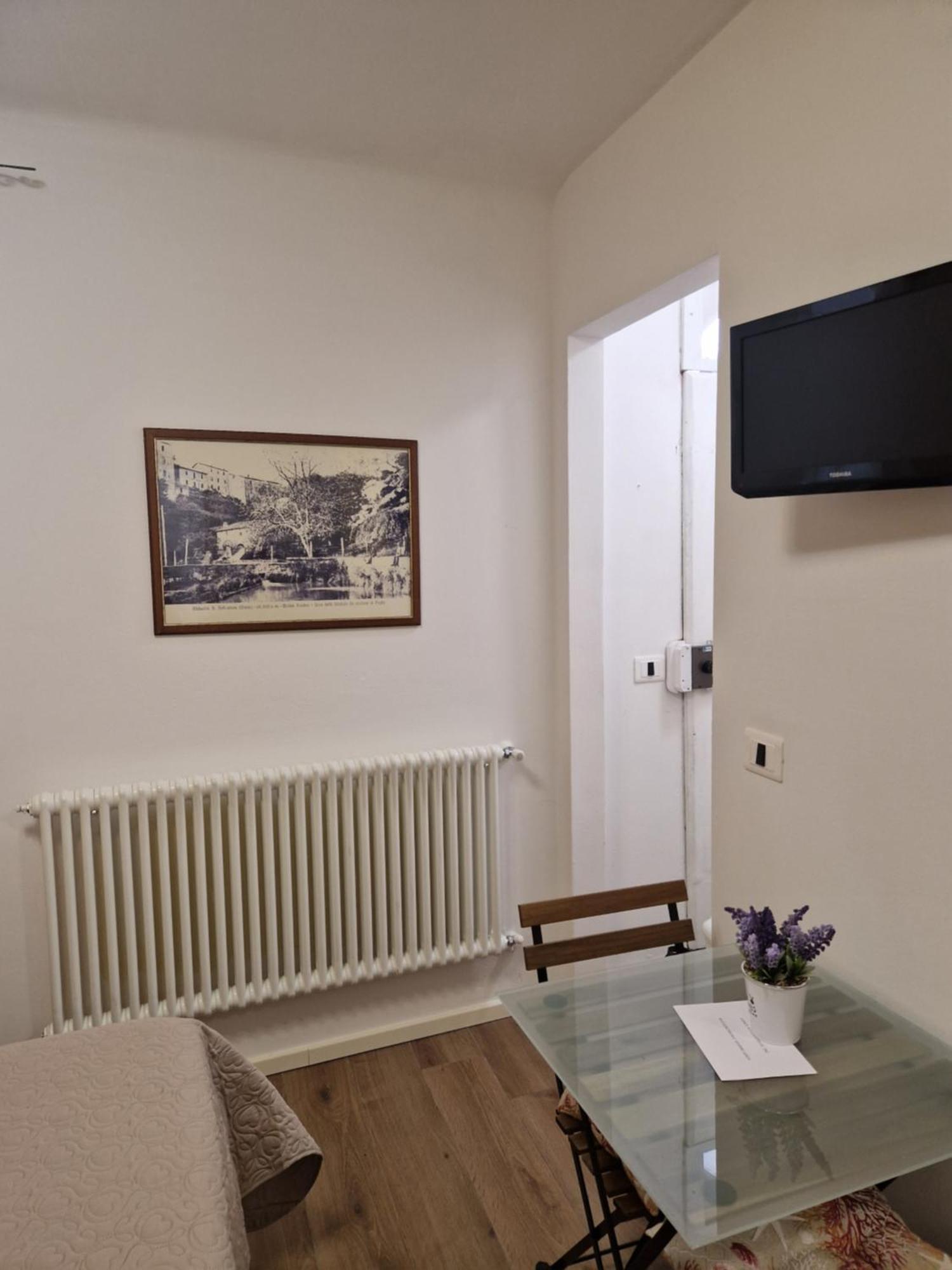 La Locanda Dei Conti, Piccolo E Confortevole Loft Siena Exterior foto